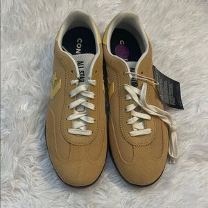 Converse Men's Beige and Yellow Sneakers New size 6.5
